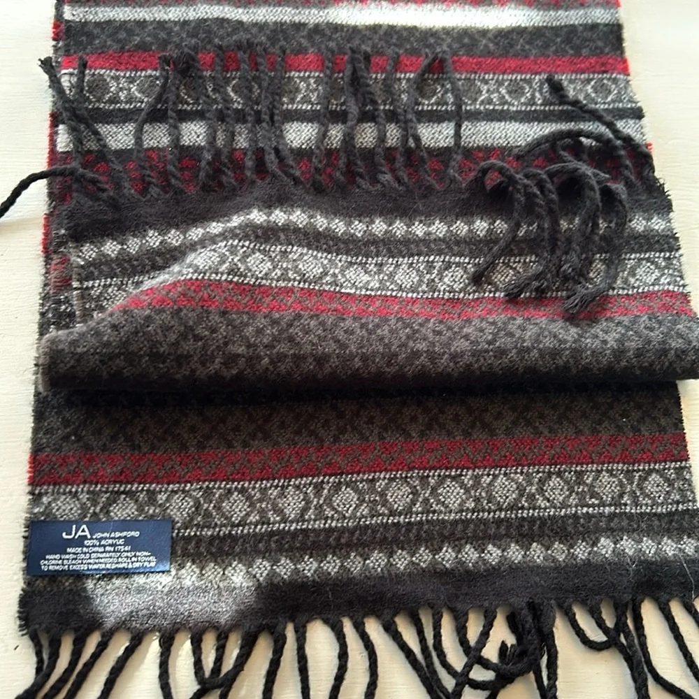 John Ashford Unisex Men Gray Red Pattern Warm Winter Acrylic Muffler Scarf